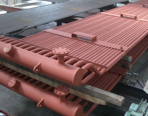 管与鳍片焊接成型。管径：Φ60×5mm，材质：20G GB5310-85。鳍片尺寸45×6mm，材质：Q235-AF。长度：4米。每组50根管，51根鳍片。