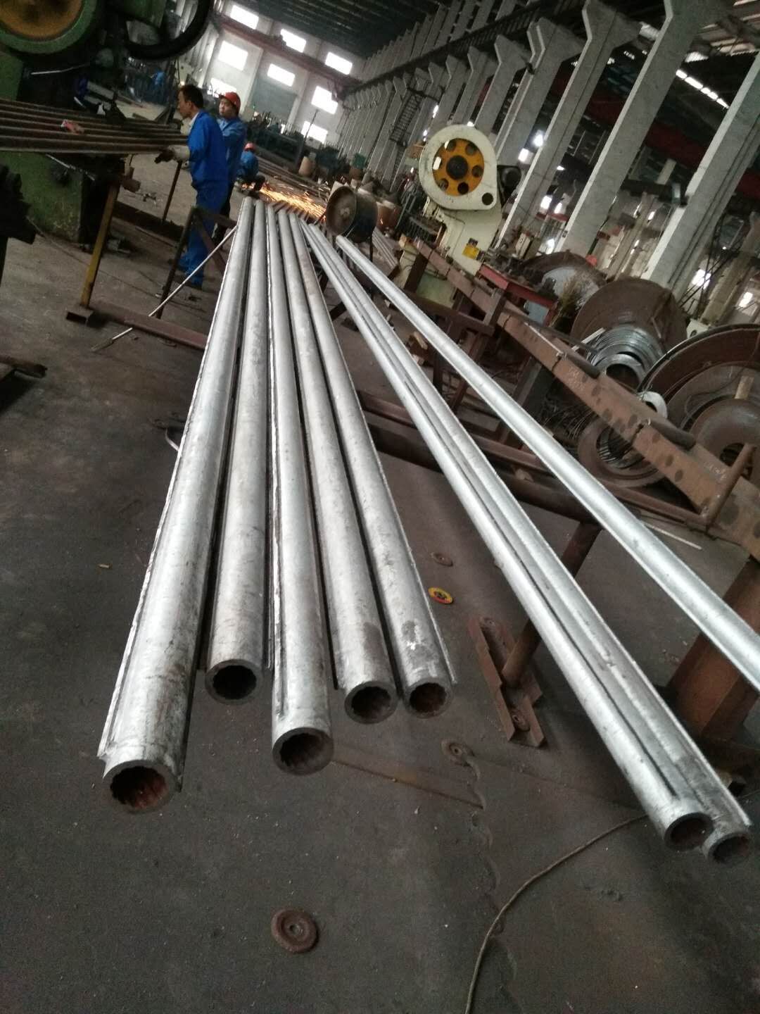 SA-210C水冷壁鳍片内螺纹渗铝管