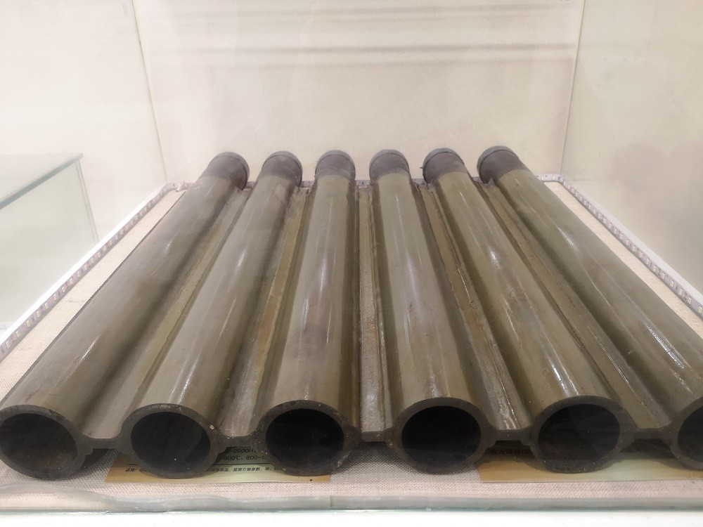 水冷壁槽型钢\55×24  L=550㎜\F002BGL003B151\15CrMo\哈尔滨锅炉厂