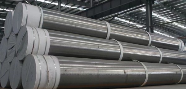 焊接大小头   Φ45×8.6/Φ31.8×6.5mm  15CrMoG